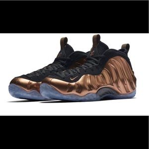 Brand New Never Used Men’s Size 7 Nike Foamposite